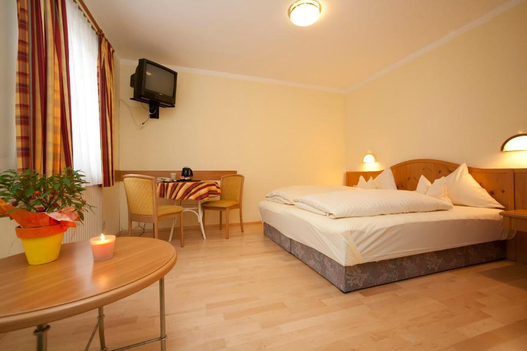 Hotel Gretl Krumpendorf Exteriér fotografie