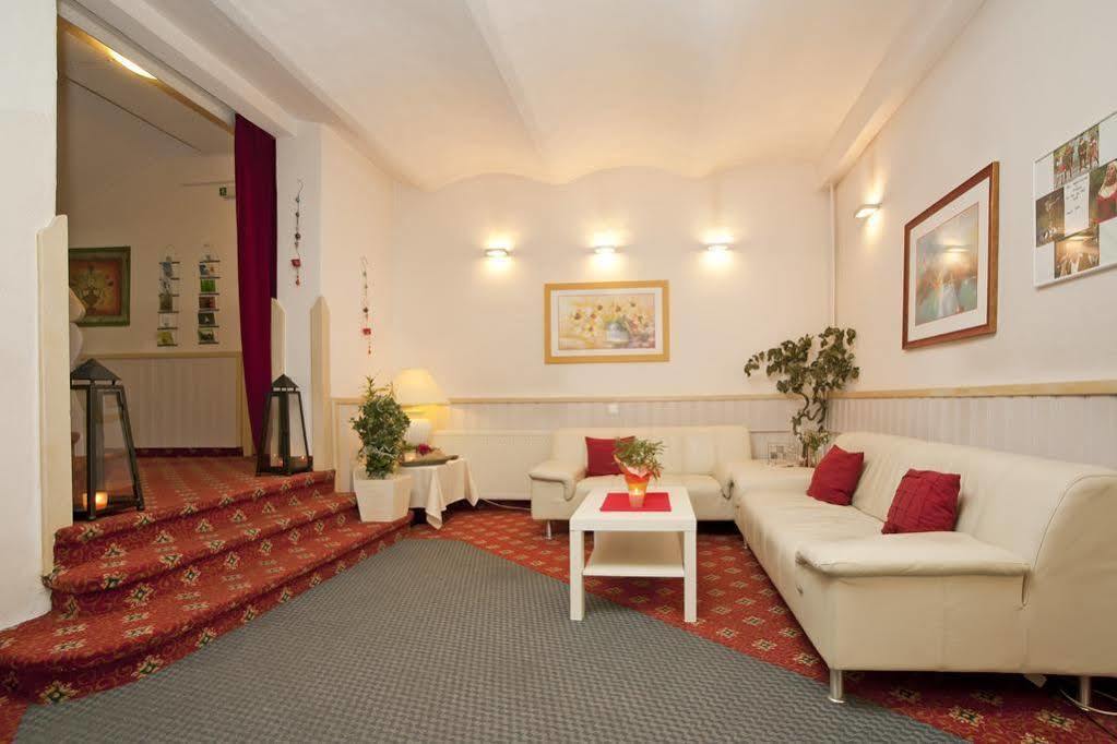 Hotel Gretl Krumpendorf Exteriér fotografie
